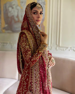 Load image into Gallery viewer, Farah Talib Aziz – Mehr Un Nissa Scarlett Bridal | FTA-Meh-043