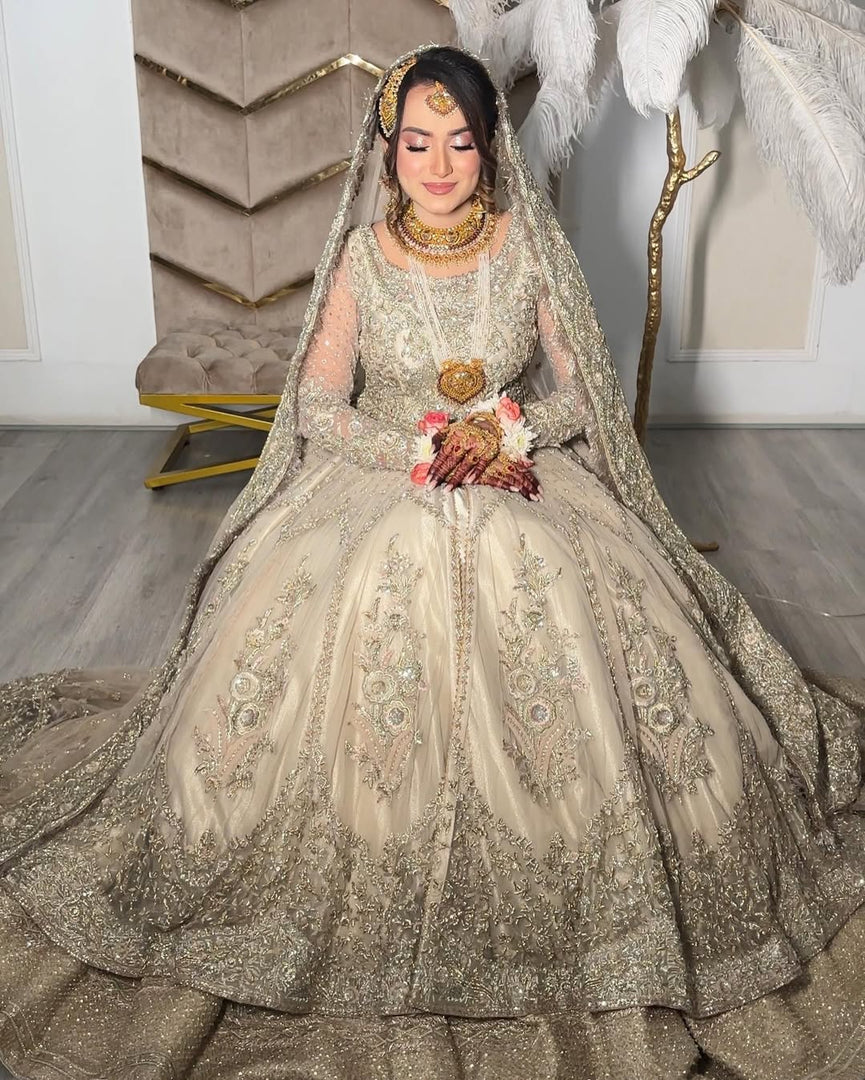 Faiza Saqlain – White Mahra | FS-WMA-719