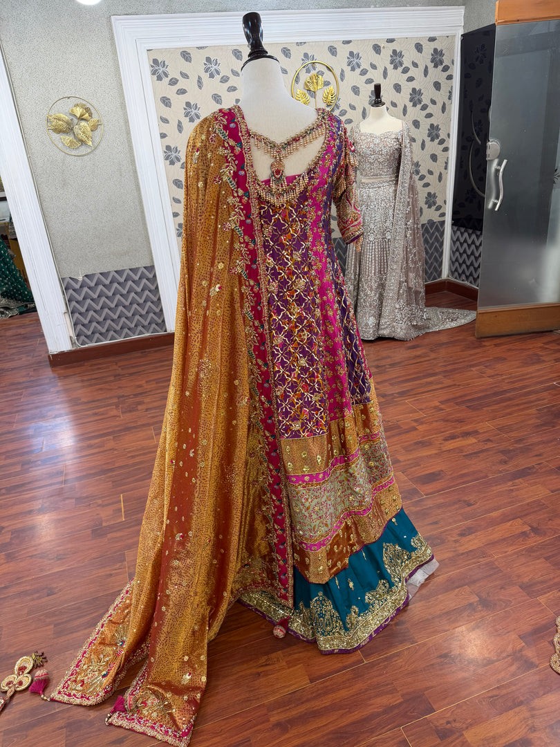 Farah Talib Aziz- Farheen Angarkha | FTA-FA-092