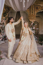 Load image into Gallery viewer, Maha Wajahat – JAHAN ARAA | Mw-Jah-009